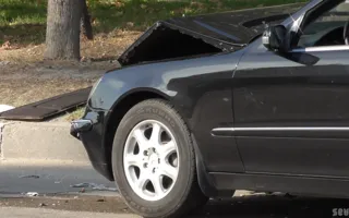 В результате ДТП на ПОРе перевёрнутый автомобиль чуть не взорвался