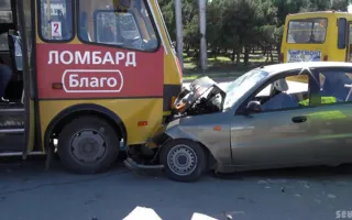 В Севастополе на проспекте Героев Сталинграда произошло ДТП. Есть пострадавшие