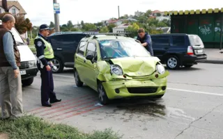 На улице Руднева женщина за рулём «Daewoo-Matiz» протаранила «Nissan-Tiida»