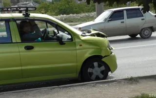 На улице Руднева женщина за рулём «Daewoo-Matiz» протаранила «Nissan-Tiida»