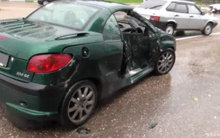 В районе Восставших столкнулись два автомобиля. Видео ДТП