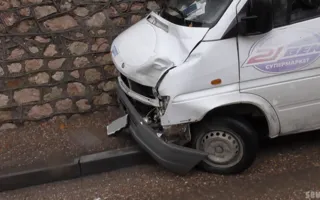В районе Восставших столкнулись два автомобиля. Видео ДТП
