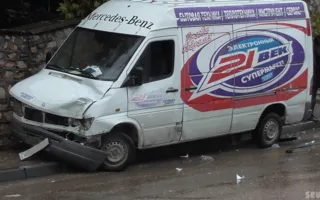 В районе Восставших столкнулись два автомобиля. Видео ДТП