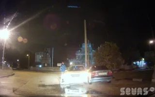На Героев Сталинграда не разъехались две иномарки. Видео последствий ДТП