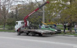 В Севастополе на ПОРе автомобиль «Daewoo» протаранил ограждение и перевернулся