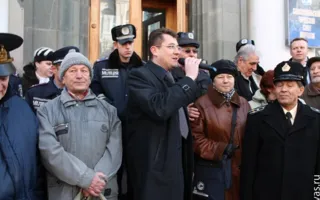 Около 300 человек требовали от Севастопольского городского Совета уйти в отставку