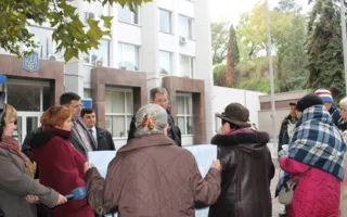 «Замёрзшие» севастопольцы красноречиво требовали от Яцубы включить отопление