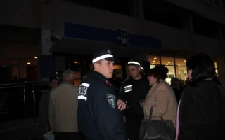 Общественный совет не обошёлся без милиции, драки и бригады санитаров