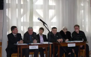 Гагаринский райсовет единогласным решением уволил Михаила Величко с должности директора Юмашевского рынка
