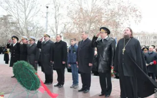 В Севастополе 23 февраля митинги разделились на празднующих День Защитника Отечества и День Советской армии