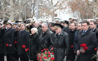 В Севастополе 23 февраля митинги разделились на празднующих День Защитника Отечества и День Советской армии