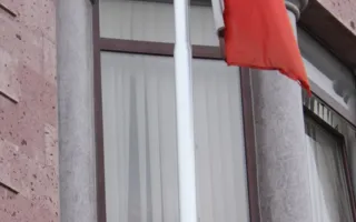 Русские организации Севастополя под руководством Владимира Тюнина пикетировали польское консульство 