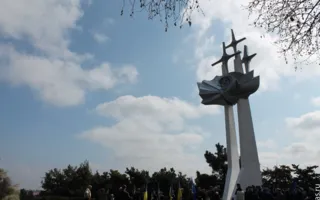 В Севастополе космическими подарками стимулируют глав районов на уборку мусора