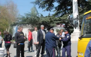 Пока директор Севастопольского дельфинария отказывался заключать договор, его рейдерски захватили одесские коммунисты