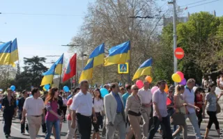 Севастопольские анархисты замкнули Первомайское шествие