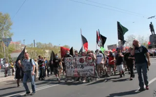 Севастопольские анархисты замкнули Первомайское шествие