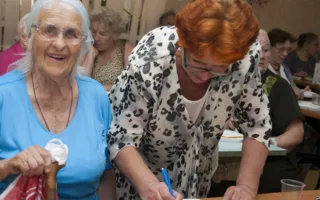 Праздник в канун Дня Победы организовали депутаты для ветеранов, проживающих на территории 34 избирательного округа