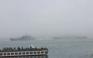 Севастополь в густом тумане отметил 230-летие Черноморского флота