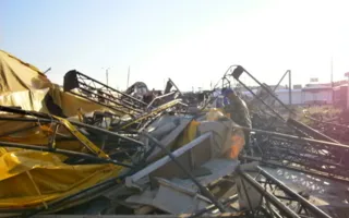 Люди Булатова снесли четыре бара на пляже в парке Победы