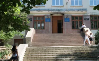 Севастопольские общественники остановили незаконную установку ларька в центре города