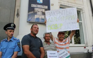 Пикет предпринимателей «Страны Дельфинии» пообещал развернуть палаточный городок под окнами Яцубы