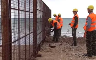 На пляже в Орловке демонтирован незаконный забор 
