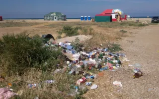 Дмитрий Белоцерковец обвинил должностных лиц Нахимовского района в злоупотреблениях на пляже «Любимовка»