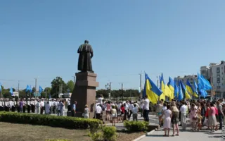 Севастопольцев с Днем Конституции поздравлял уже новый зам Яцубы