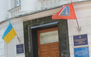 В Севастополе с милицейским беспределом решили бороться сбором камней