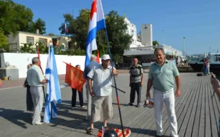 В Севастополе ПСПУ пикетировали, по их данным, американский военный корабль