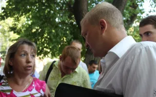 При вселении севастопольского сироты в жилье, занятое семьей Прудниковой, на Белоцерковца набросились с кулаками