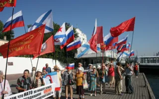 В Севастополе НАТОвский корабль брали на абордаж 