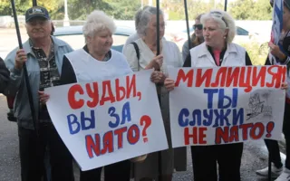 В Севастополе прошел пикет в защиту атаковавших НАТОвский корабль на матрасах 