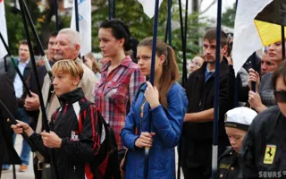 Пикет возле Генконсульства Польши в Севастополе: Не берите нас в Евросоюз!