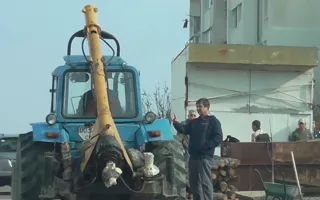 Жители Маринеско, 11, заблокировали стройплощадку палатками 