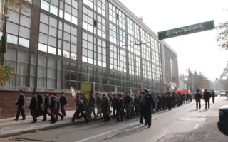 В Севастополе «Русский блок» провёл марш вопреки запрету