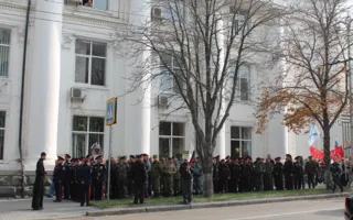 В Севастополе «Русский блок» провёл марш вопреки запрету