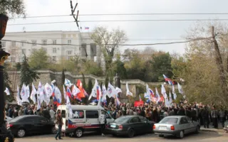 В Севастополе «Русский блок» провёл марш вопреки запрету