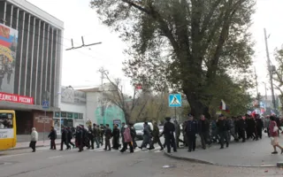 В Севастополе «Русский блок» провёл марш вопреки запрету