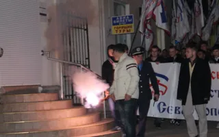 В Севастополе «Русскому единству» милиция мешала провести факельное шествие