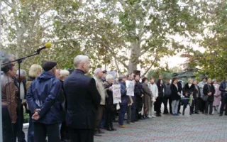 В Севастополе активисты-антизастройщики пикетировали СГГА