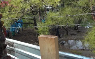 На улице Молодых Строителей, 1, против стройки многоэтажки ведутся водно-грязевые боевые действия