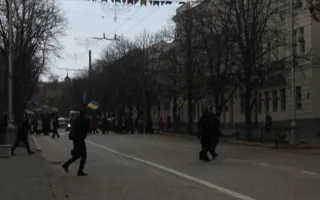 В Севастополе сторонников «Евромайдана» закидали яйцами и без драки не отпустили домой