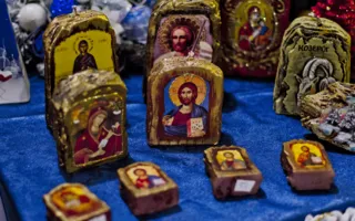 Благотворительная ярмарка «Рождественские традиции» продолжила эстафету предновогодних выставок в Севастополе