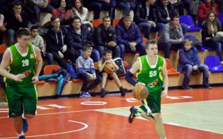 СК «Муссон» вырвал победу у лидера чемпионата Высшей лиги команды «Химик-2»