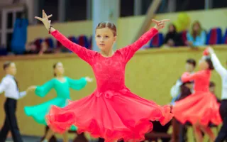 В Севастополе состоялся «Зимний бал-2013» — турнир грации и танцевального мастерства