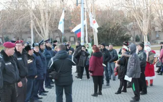 Севастопольский «Евромайдан» сопровождался воем сирены и призывами к войне