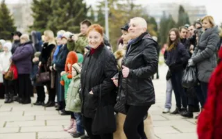 В Севастополе на площади перед УКИЦ весело отпраздновали Рождество