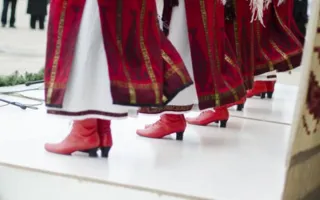 В Севастополе на площади перед УКИЦ весело отпраздновали Рождество