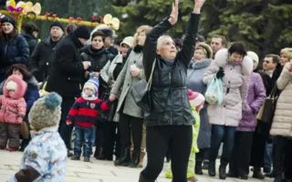 В Севастополе на площади перед УКИЦ весело отпраздновали Рождество